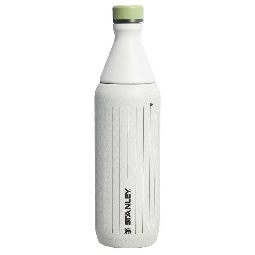 The Stanley 1913 x Nelly Korda All Day Slim Bottle - Essential Style